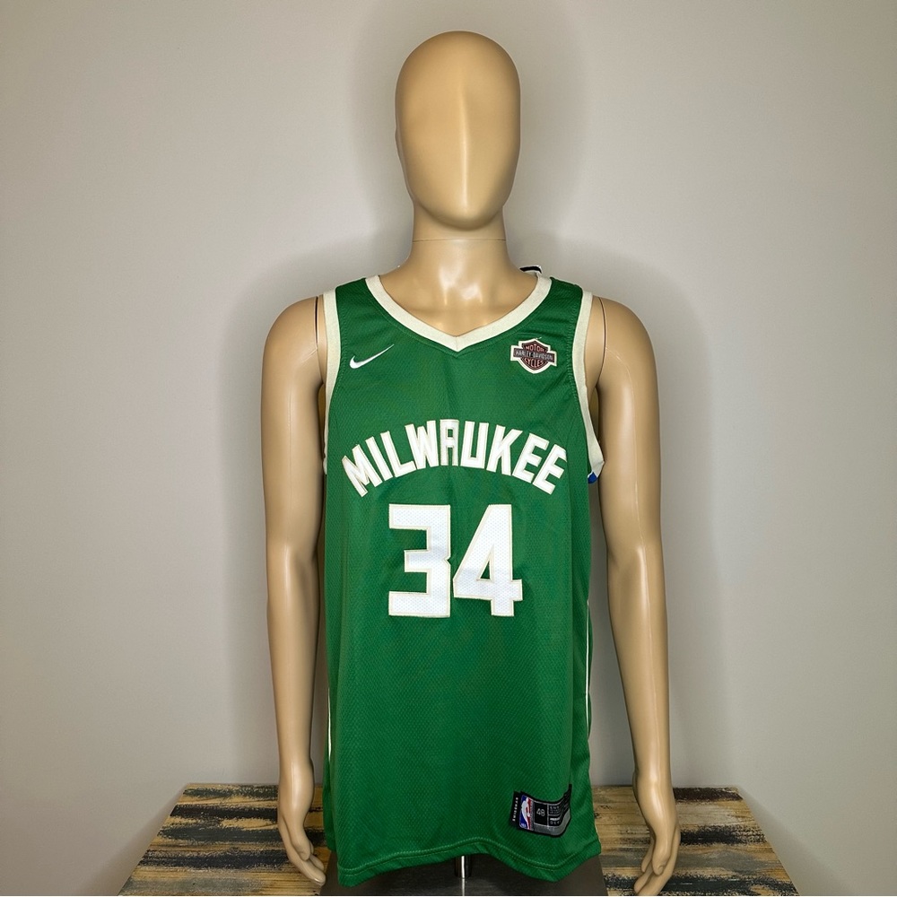 Giannis Antetokounmpo Milwaukee Bucks Jersey